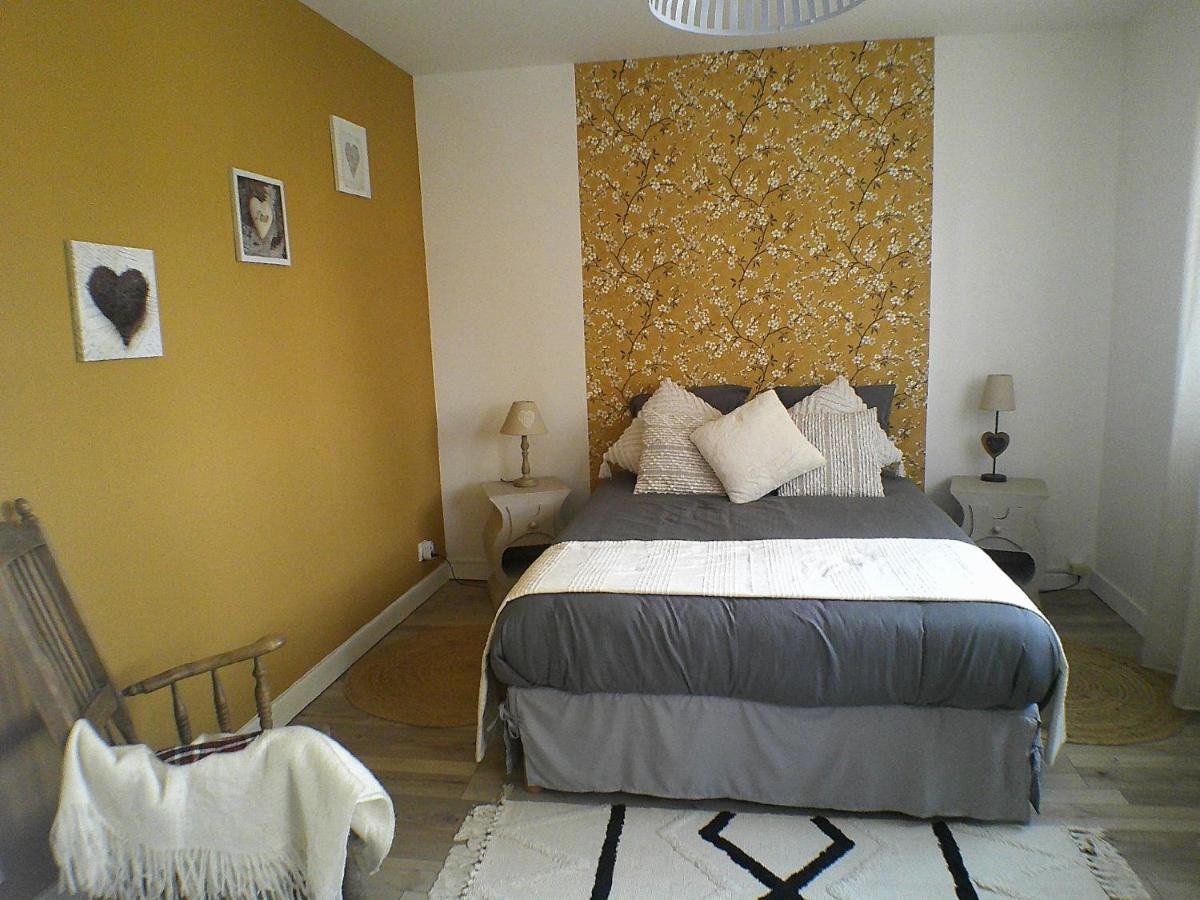 Le Clocooning Chambres D'Hotes Chez L'Habitant Billy  Luaran gambar