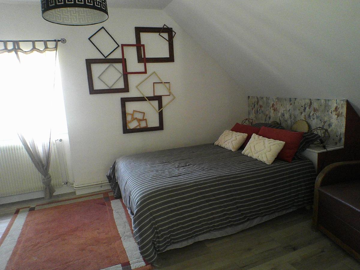 Le Clocooning Chambres D'Hotes Chez L'Habitant Billy  Luaran gambar